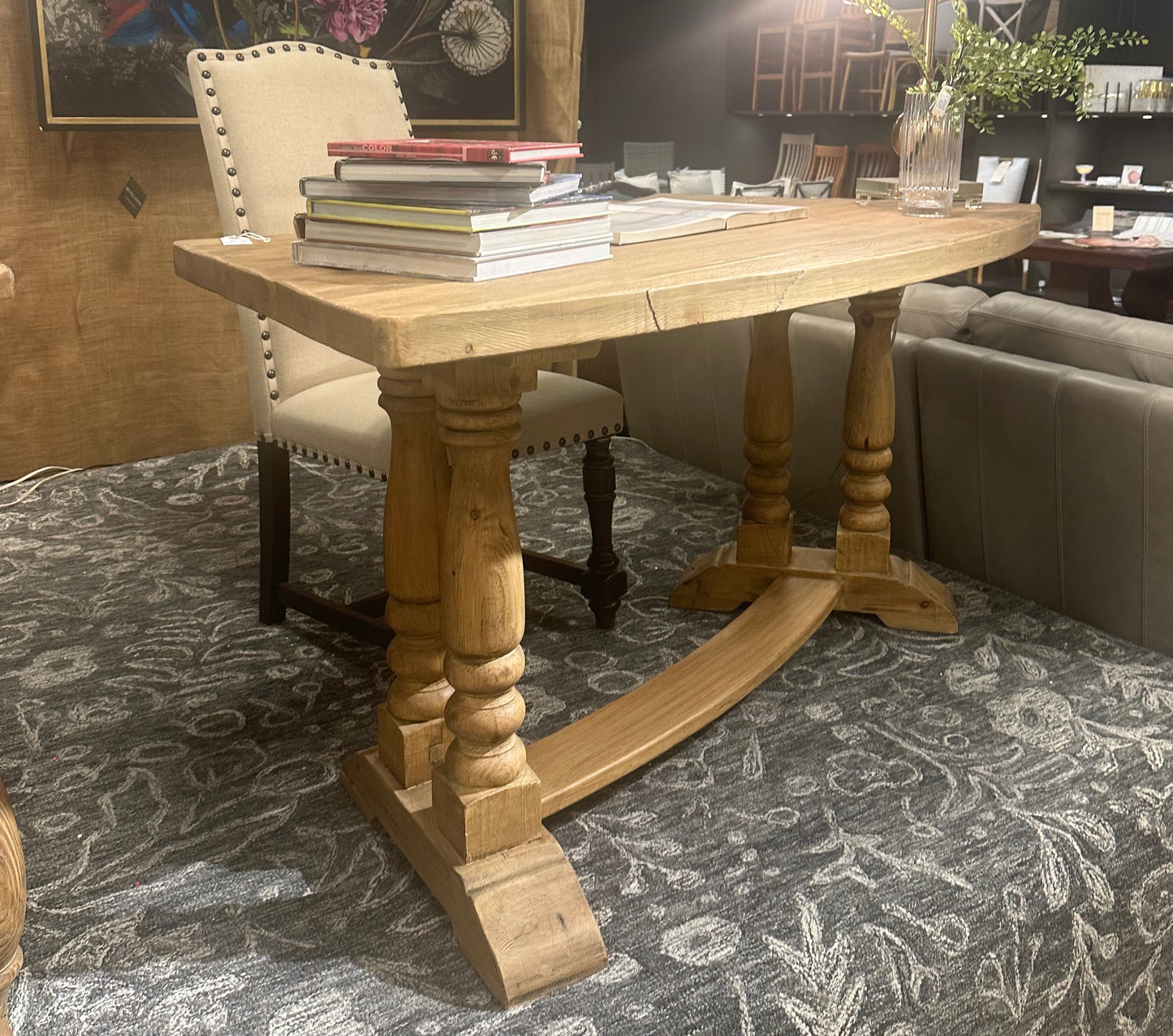 RDR Desk