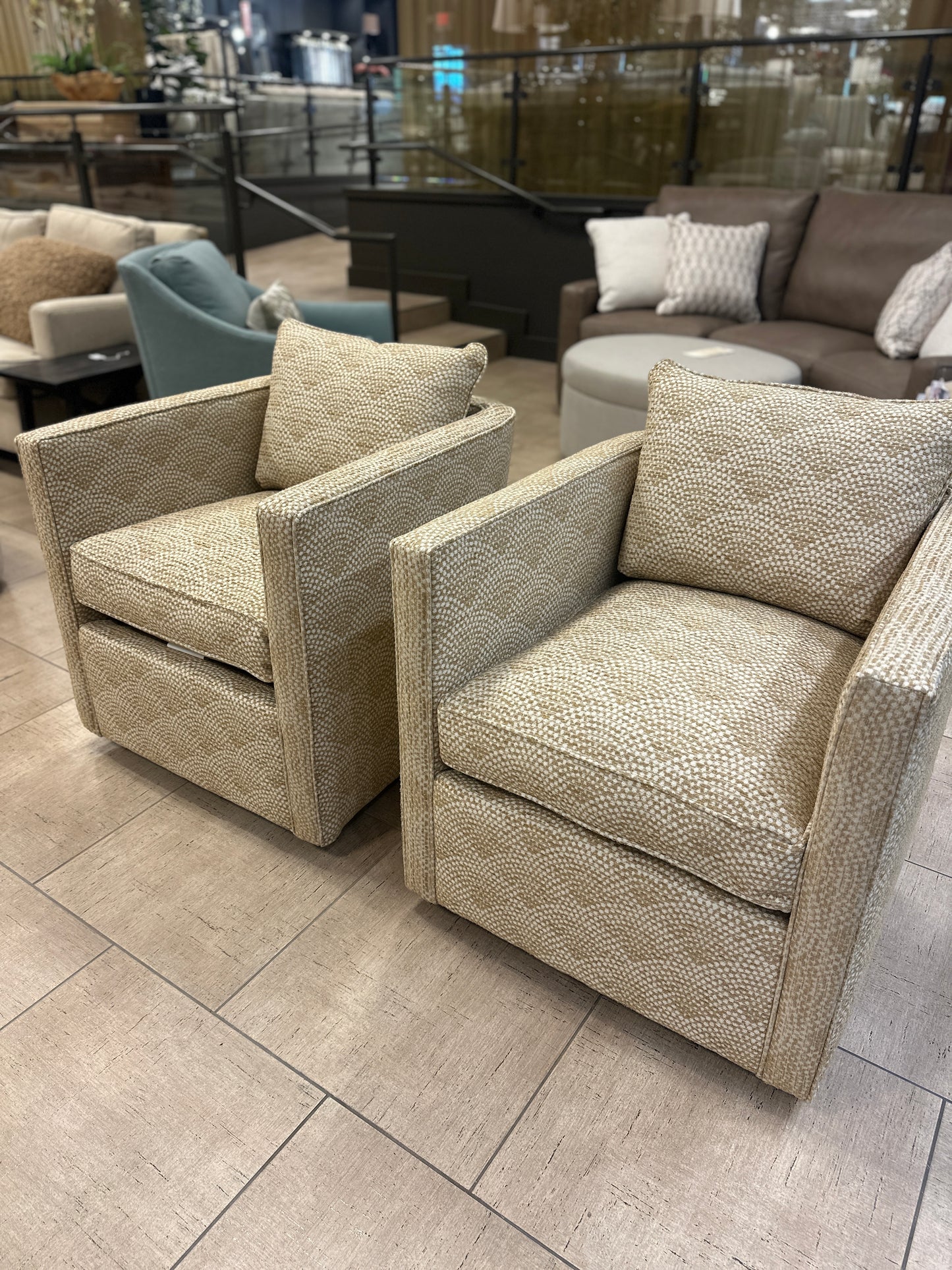 Times Square Swivel Chair