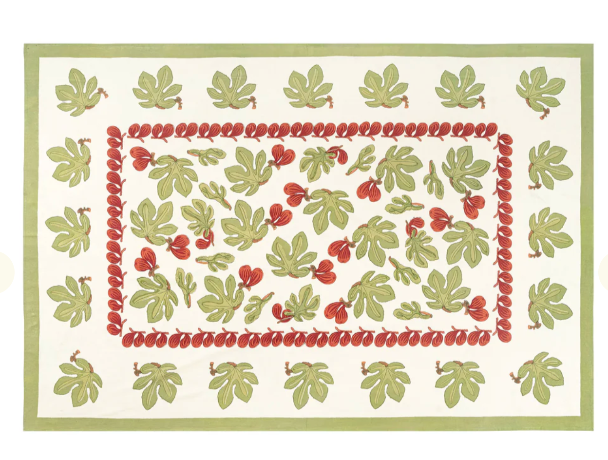 Fig Red & Green Table Cloth 90" Round